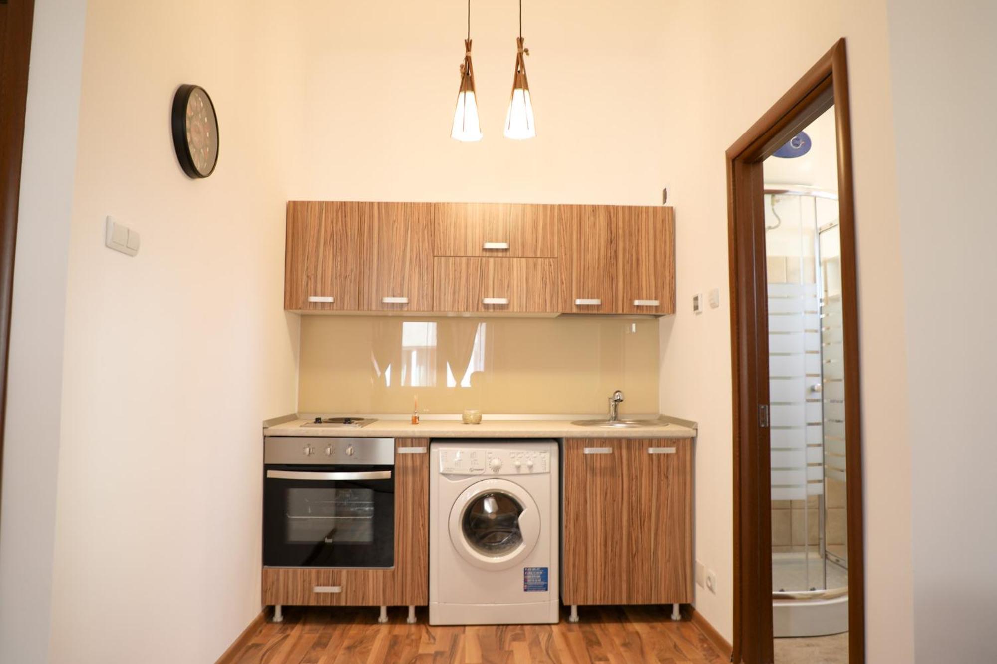 Ultracentral Apartament With Balcony - Old Town Bucureşti Ngoại thất bức ảnh